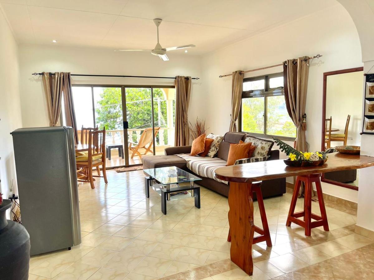 Jardin Marron Apartment Baie Sainte Anne Exterior foto